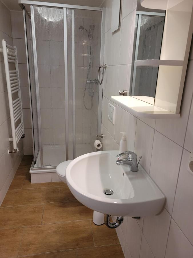 2-Raum Ferienwohnung ツィノヴィッツ エクステリア 写真