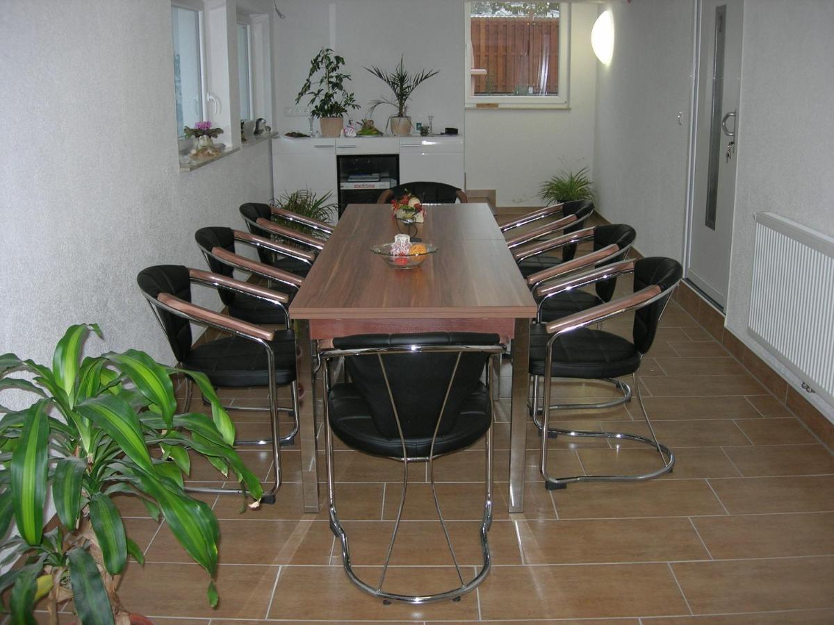 2-Raum Ferienwohnung ツィノヴィッツ エクステリア 写真